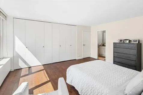 777 North Michigan Avenue Chicago IL 60611