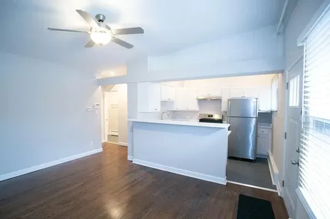 26 East Washington Avenue Lake Bluff IL 60044