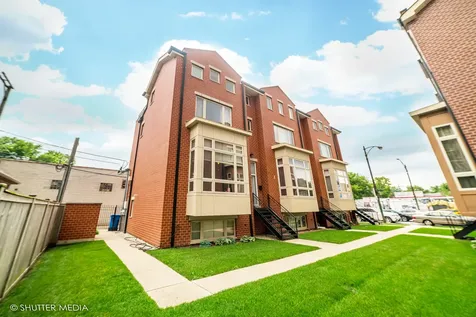 4251 West Montrose Avenue Chicago IL 60641