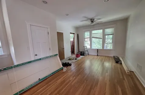 2343 West Winona Street Chicago IL 60625