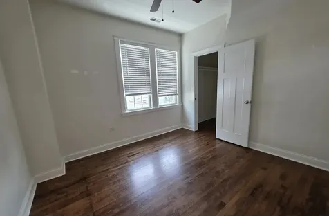 2343 West Winona Street Chicago IL 60625