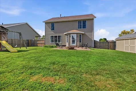 2704 Stratmoor Drive Bloomington IL 61705