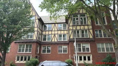 2200 East 70th Place Chicago IL 60649