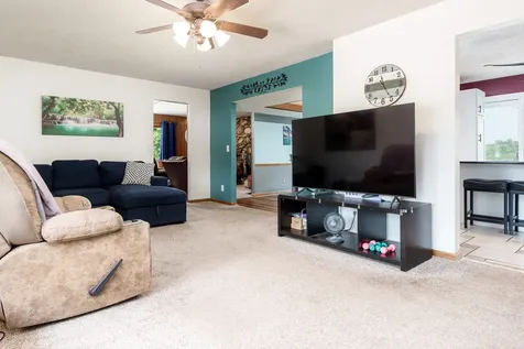280 Knoll Road Belvidere IL 61008
