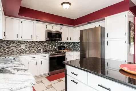 280 Knoll Road Belvidere IL 61008