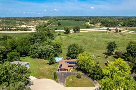 280 Knoll Road Belvidere IL 61008