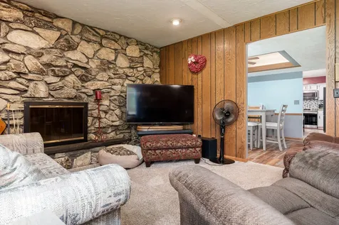 280 Knoll Road Belvidere IL 61008