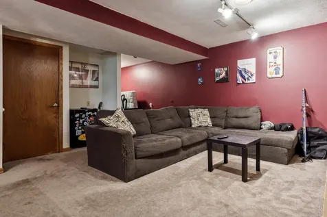 280 Knoll Road Belvidere IL 61008