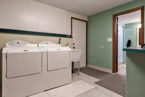 280 Knoll Road Belvidere IL 61008