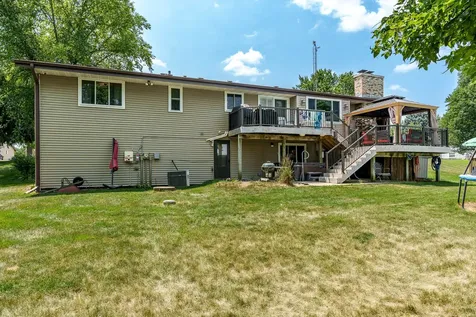 280 Knoll Road Belvidere IL 61008