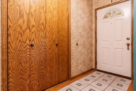 280 Knoll Road Belvidere IL 61008