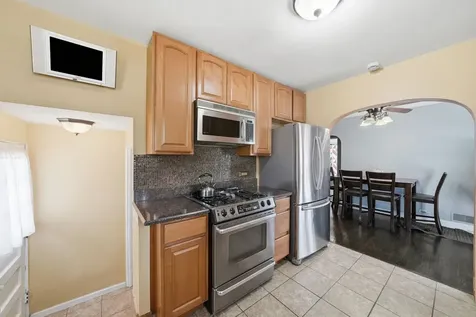 2642 Ridge Road Lansing IL 60438