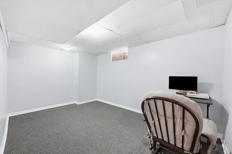 2642 Ridge Road Lansing IL 60438