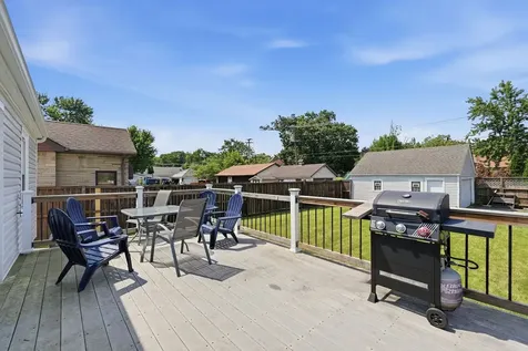 2642 Ridge Road Lansing IL 60438