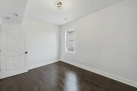7919 South Ellis Avenue Chicago IL 60619