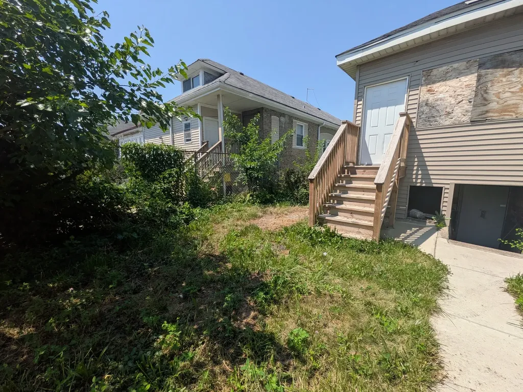 8001 South Laflin Street Chicago IL 60620