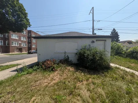8001 South Laflin Street Chicago IL 60620