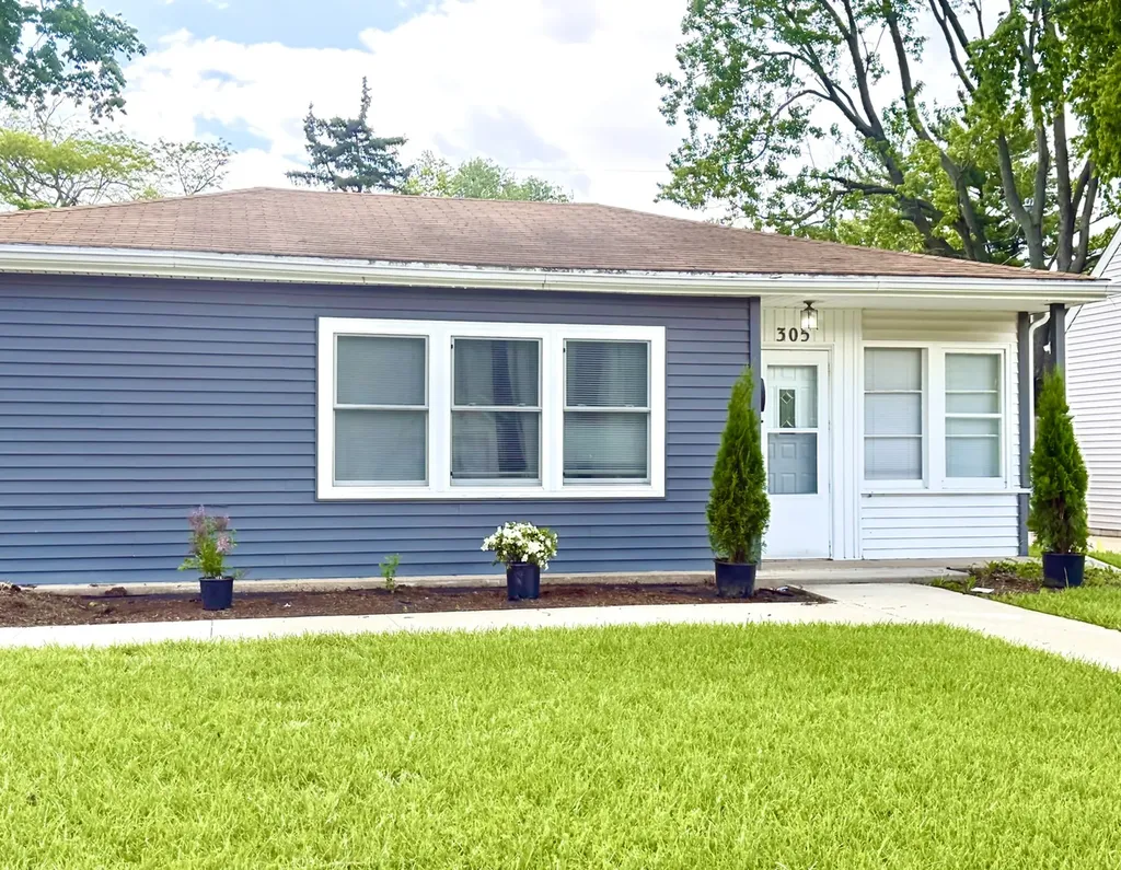 305 South Van Doren Street Champaign IL 61820