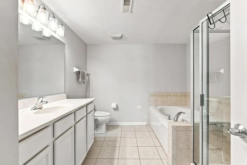 16001 South 88th Avenue Orland Park IL 60462