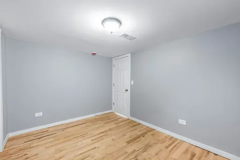 15334 Hoyne Avenue Harvey IL 60426