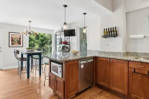 222 Leitch Avenue La Grange IL 60525