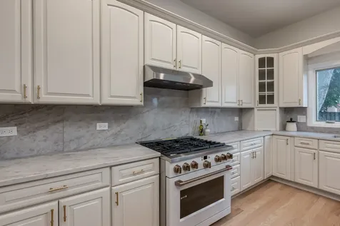 6723 North Harding Avenue Lincolnwood IL 60712