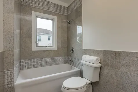 6723 North Harding Avenue Lincolnwood IL 60712