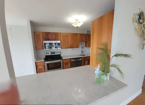 5445 North Sheridan Road Chicago IL 60640