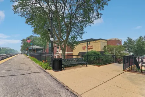 151 North Rose Street Palatine IL 60067