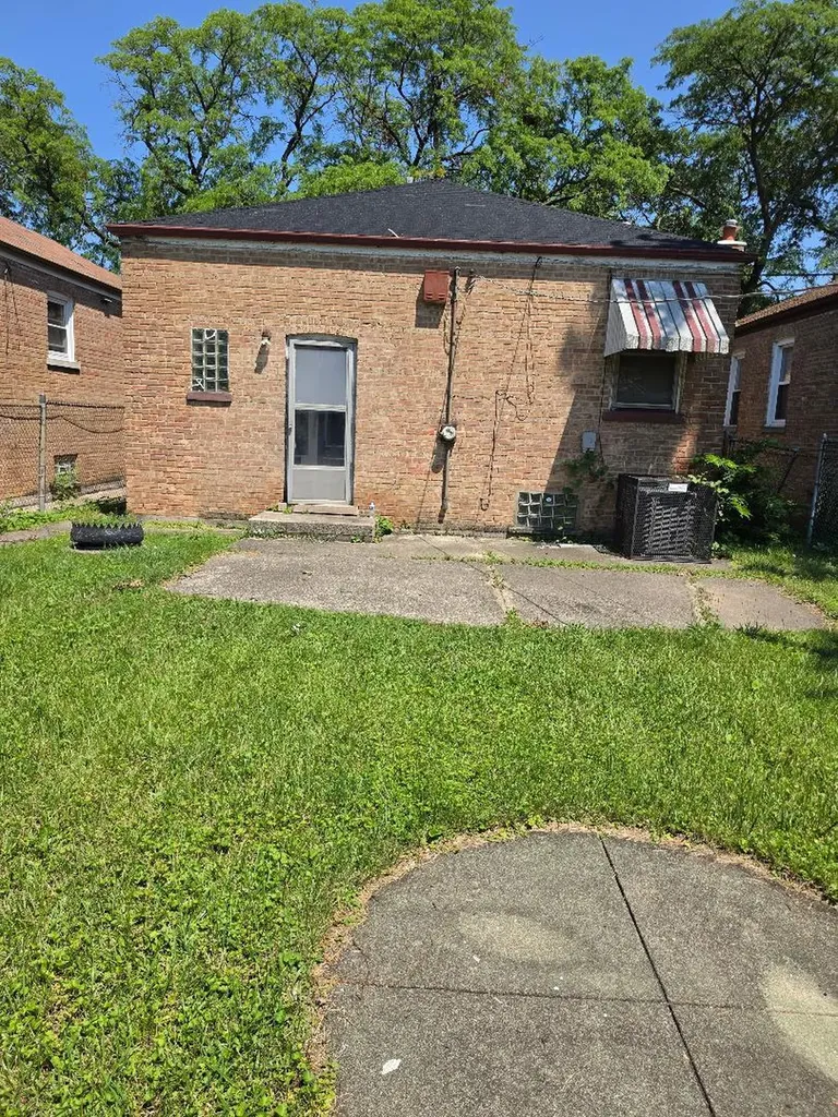 9206 South Normal Avenue Chicago IL 60620