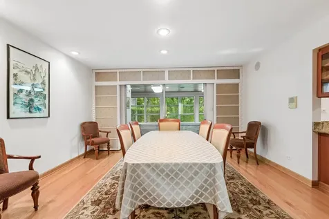 6444 North Kenton Avenue Lincolnwood IL 60712