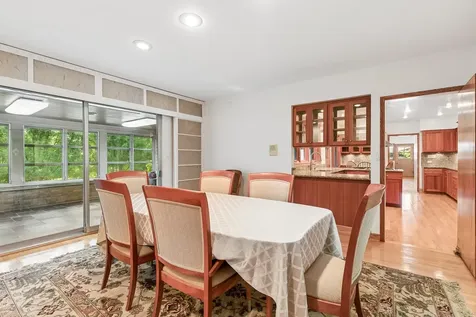 6444 North Kenton Avenue Lincolnwood IL 60712