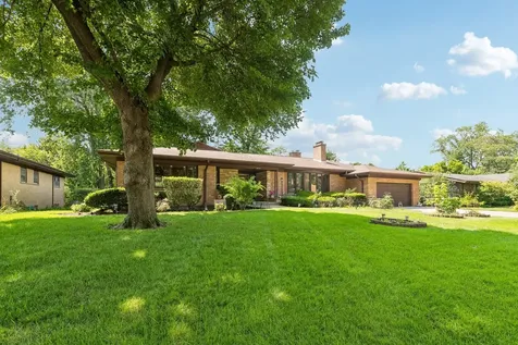 6444 North Kenton Avenue Lincolnwood IL 60712