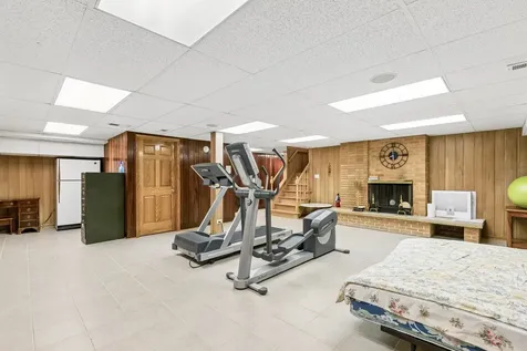 6444 North Kenton Avenue Lincolnwood IL 60712