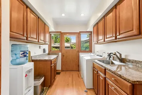 6444 North Kenton Avenue Lincolnwood IL 60712