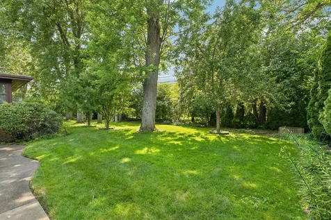 6444 North Kenton Avenue Lincolnwood IL 60712