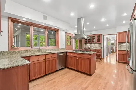 6444 North Kenton Avenue Lincolnwood IL 60712