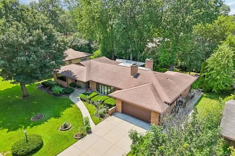 6444 North Kenton Avenue Lincolnwood IL 60712