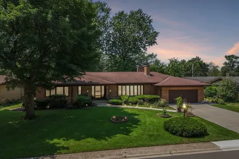 6444 North Kenton Avenue Lincolnwood IL 60712
