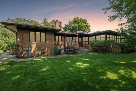 6444 North Kenton Avenue Lincolnwood IL 60712