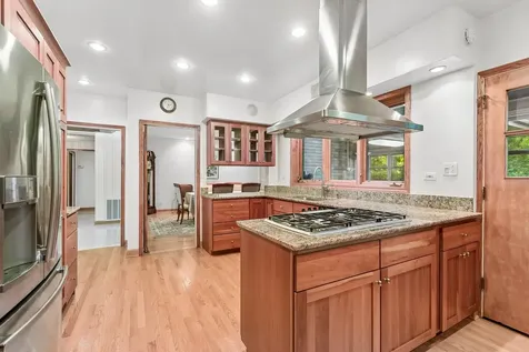6444 North Kenton Avenue Lincolnwood IL 60712