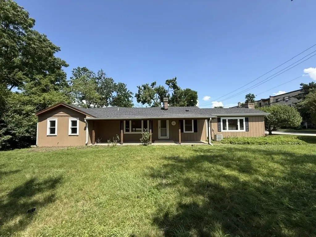 7141 Wolf Road Indian Head Park IL 60525