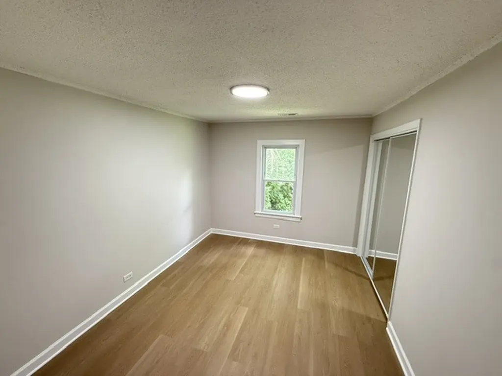 7141 Wolf Road Indian Head Park IL 60525