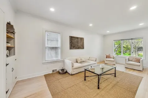 524 Park Avenue Wilmette IL 60091