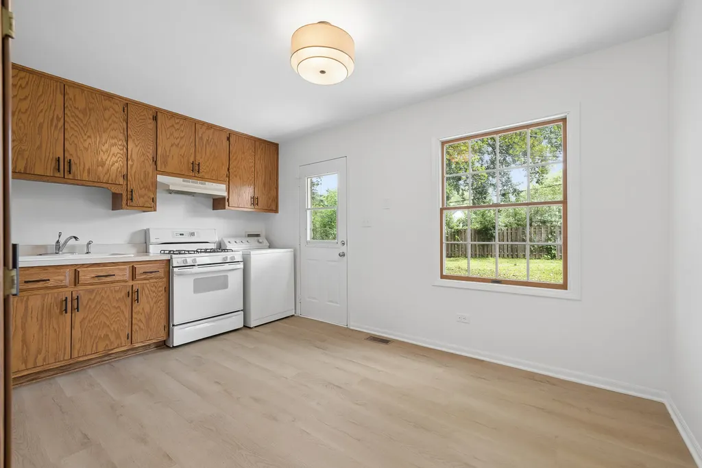 300 Macgregor Road Lockport IL 60441