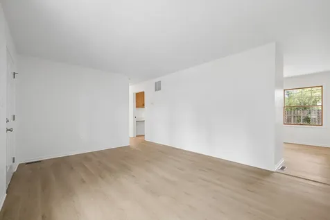 300 Macgregor Road Lockport IL 60441
