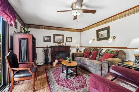 5306 West Winding Creek Drive Mchenry IL 60050