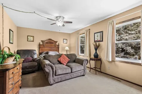 5306 West Winding Creek Drive Mchenry IL 60050