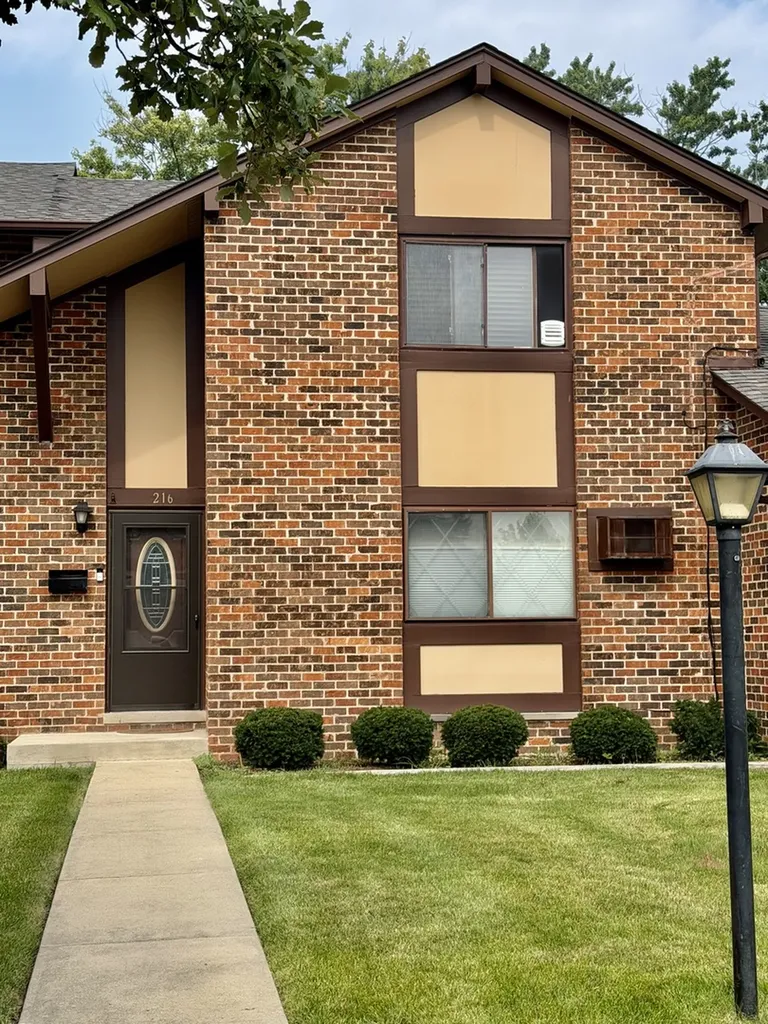 1S216 Ardmore Avenue Villa Park IL 60181
