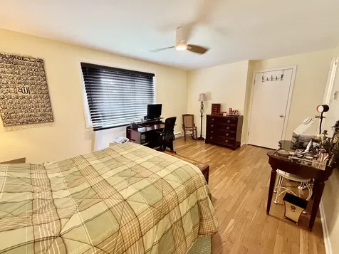 1S216 Ardmore Avenue Villa Park IL 60181